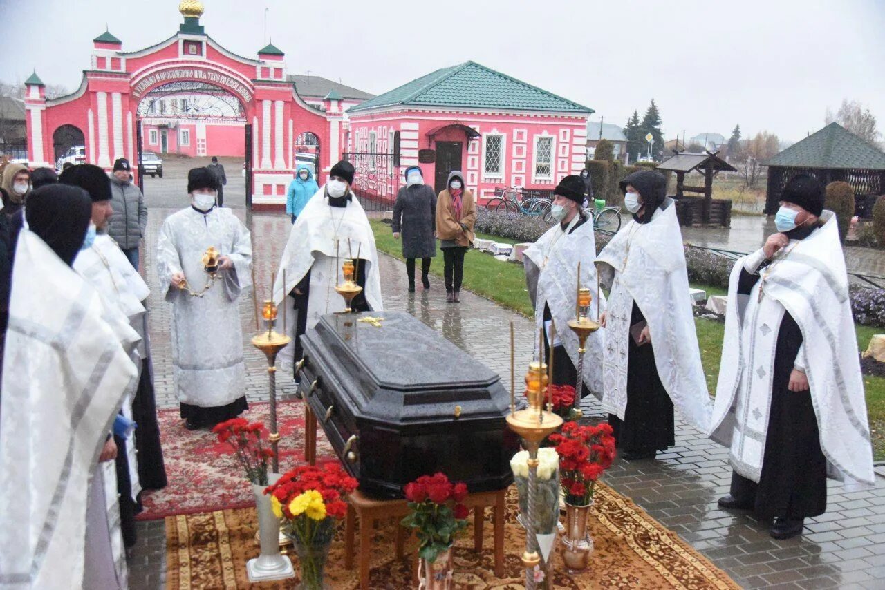 Храм Архангела Михаила Городище Оренбургская область. Отпевание отца Сергия г. Оренбург. Отпевание отца Сергия г. Оренбург 04.10 .2022. Отпевание отца Сергия г. Оренбург 04.