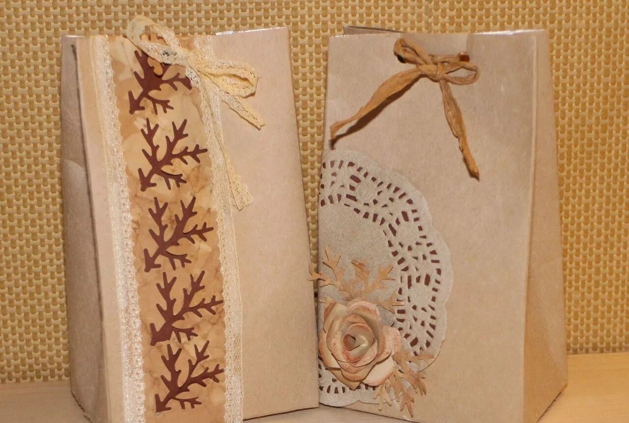 Крафтовый пакет а4. Пакет подарочный (бумажный). Бумажная упаковка. Крафт пакет 22*25 с крученой ручкой. Подарочный пакет из бумаги.