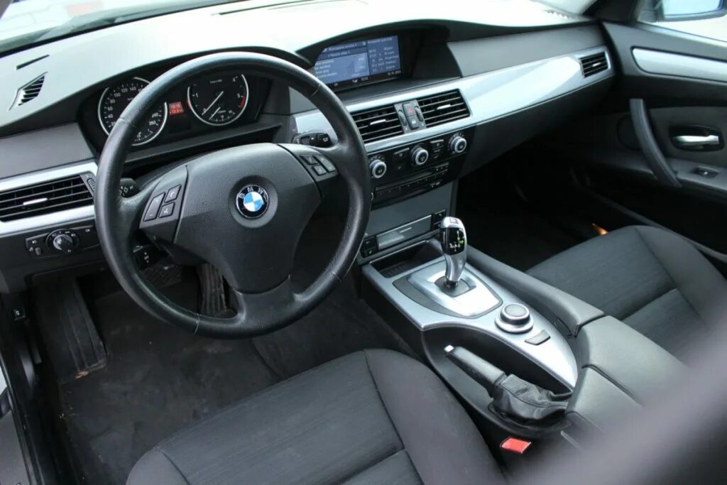 Bmw 5 (e60) 525 i. бмв е60 2007 года. бмв 530i салон. Bmw e60 530i. бмв е60 2007 года.