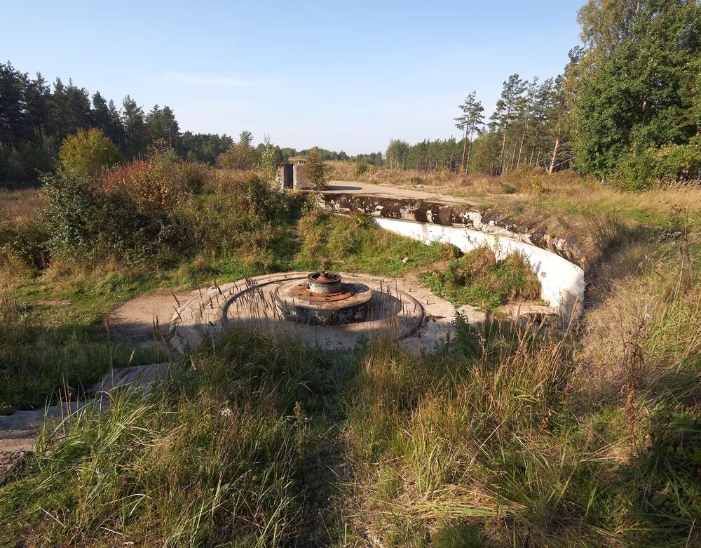 Погода в красной горке самарская область. Форт красная горка ленинградская область. деревня красная горка ленинградская область. с красной горкой. объект 100 ленинградская область.
