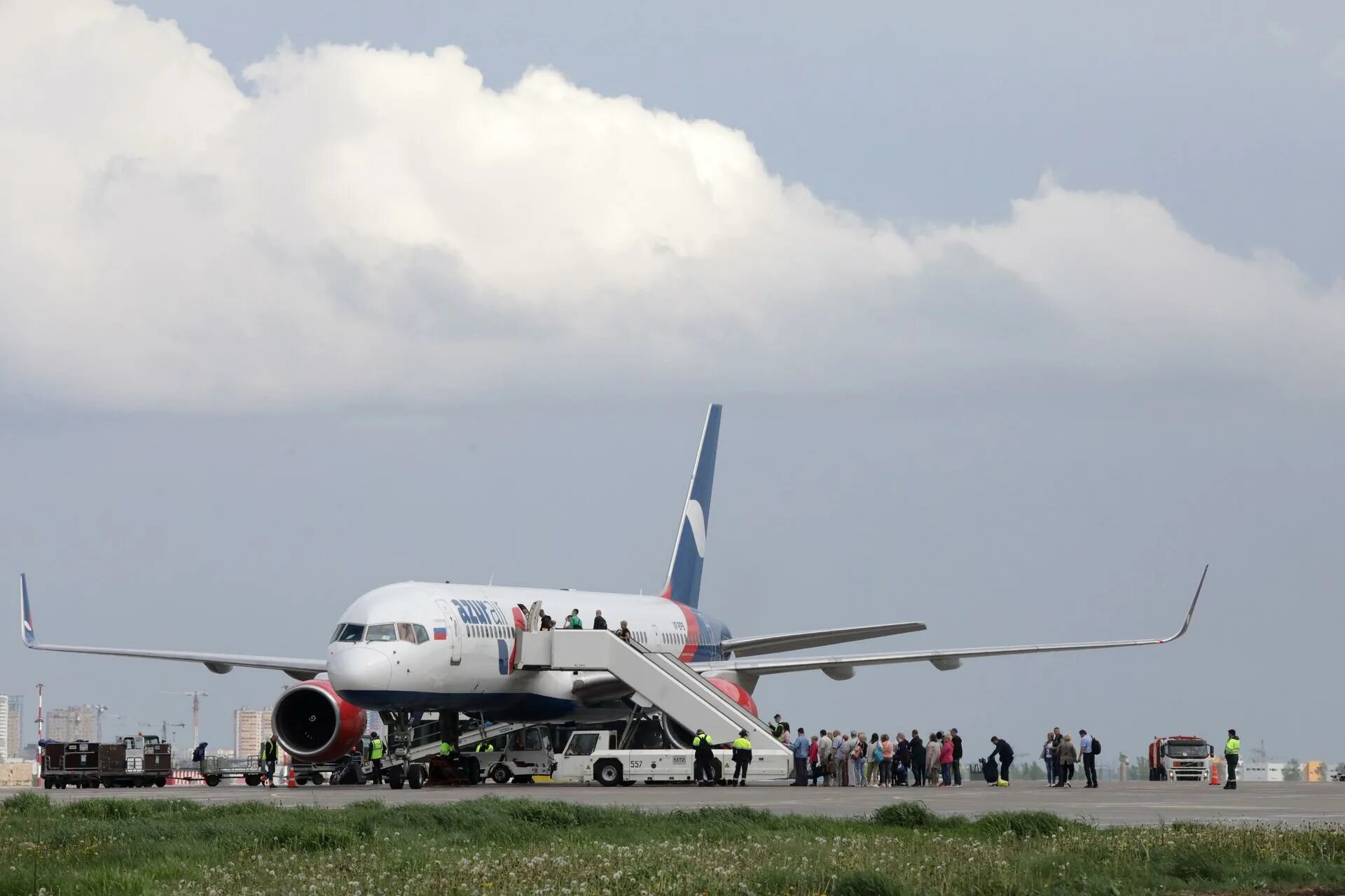 самолет петербург грозный