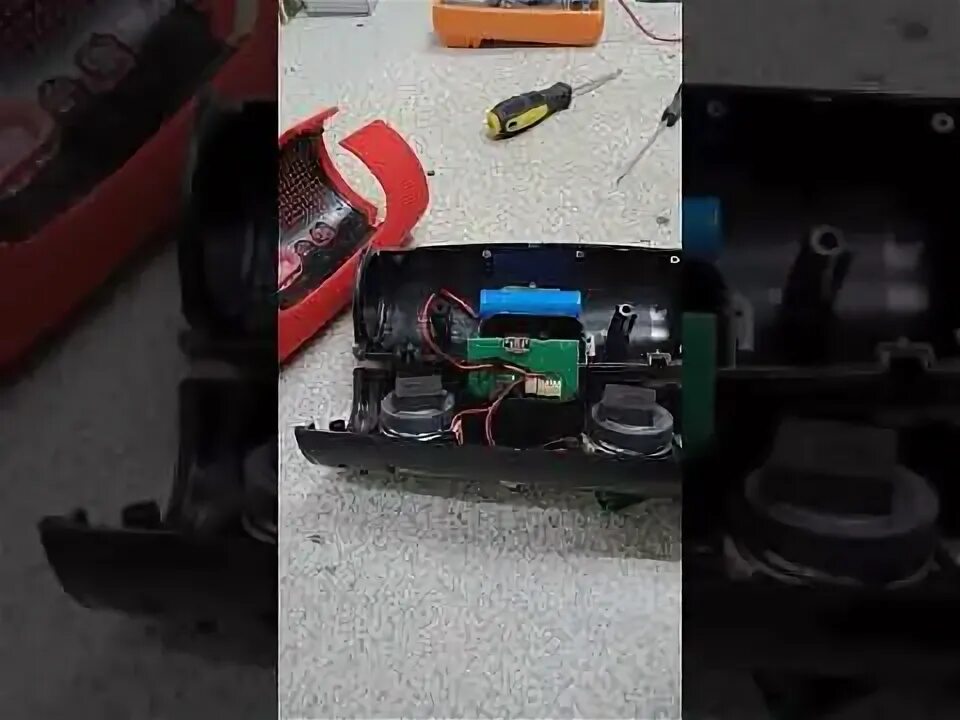 Смотрите видео "Снимаем водно-газовый узел с газовой колонки. How to remove a wa