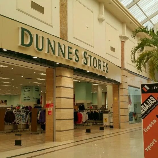 Dunnes Stores пакет. Dunnes Stores better value. Dunnes Stores в Москве. Dunnes Stores одежда.