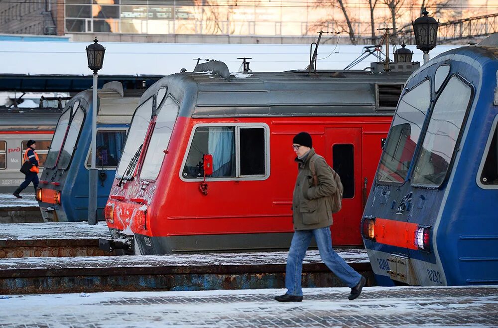 Движение электропоездов сегодня