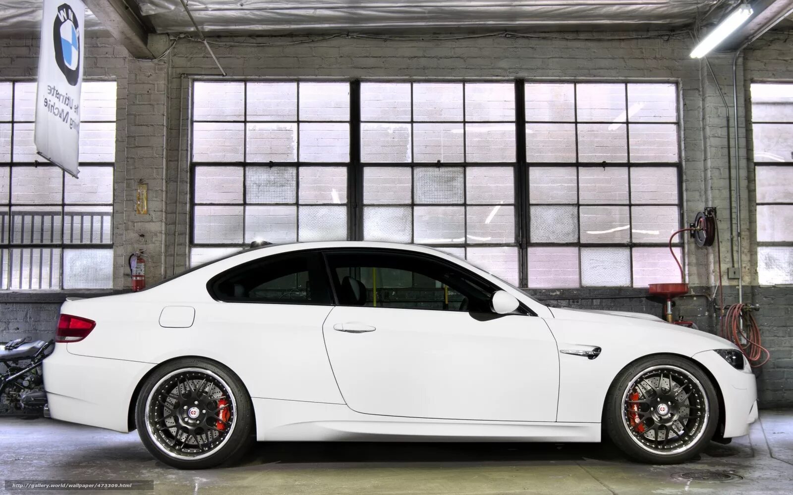 Bmw m3 e92 eas. белая ауди а5 на черных дисках. Xxr 530 r17 на бмв. черно белые диски на авто. литые диски на белую машину.