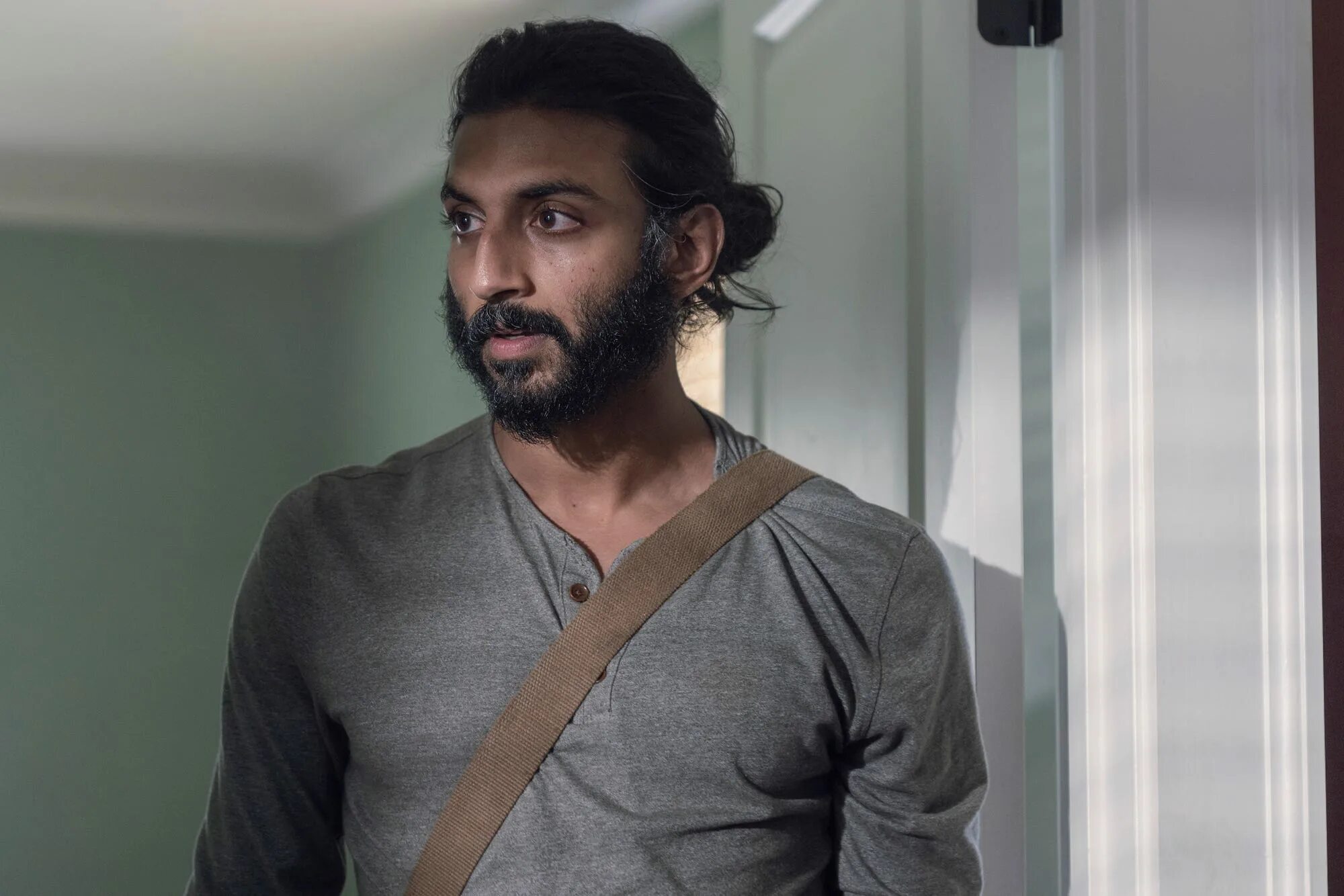 Сиддик ходячие мертвецы актер. Сидзик ходячие мертвецы. Сиддик. Сиддик сондерсон в мессии. Сиддик ходячие мертвецы.