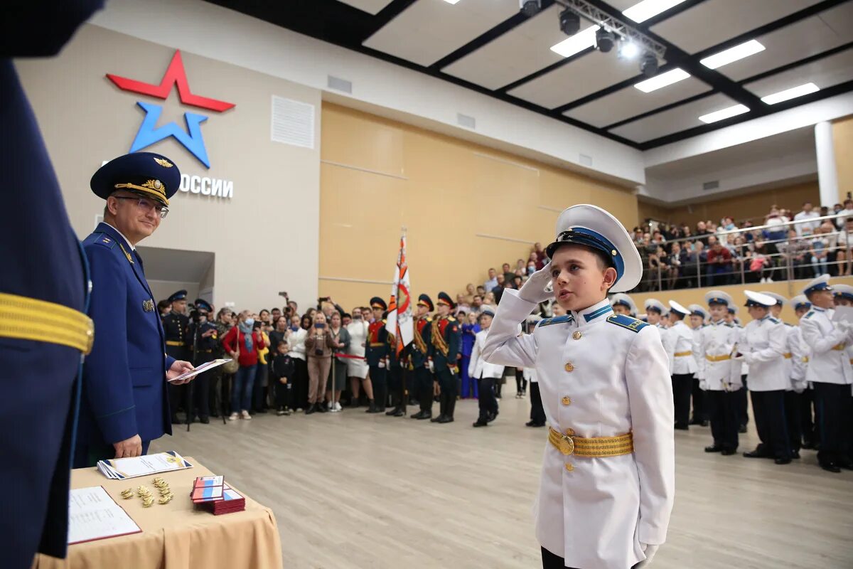 Президентское кадетское училище в Оренбурге. Президентская кадетка в Оренбурге. Оренбургское кадетское училище присяга. Кадет Оренбургского президентского кадетского училища.