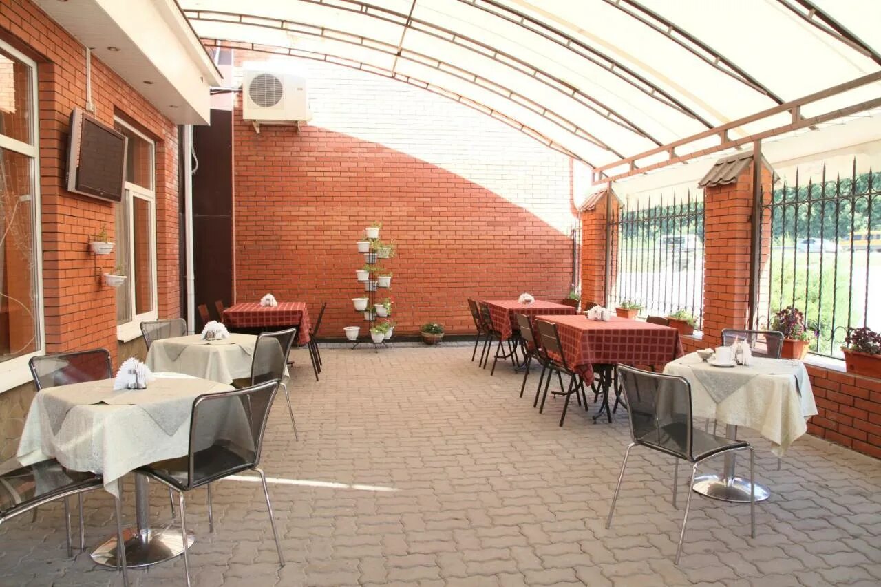 Красный колос ростовская область меридиан. Меридиан-юг гостиница. Меридиан отель красный колос ростов-на-дону. Красный колос, ул. Меридиан юг.