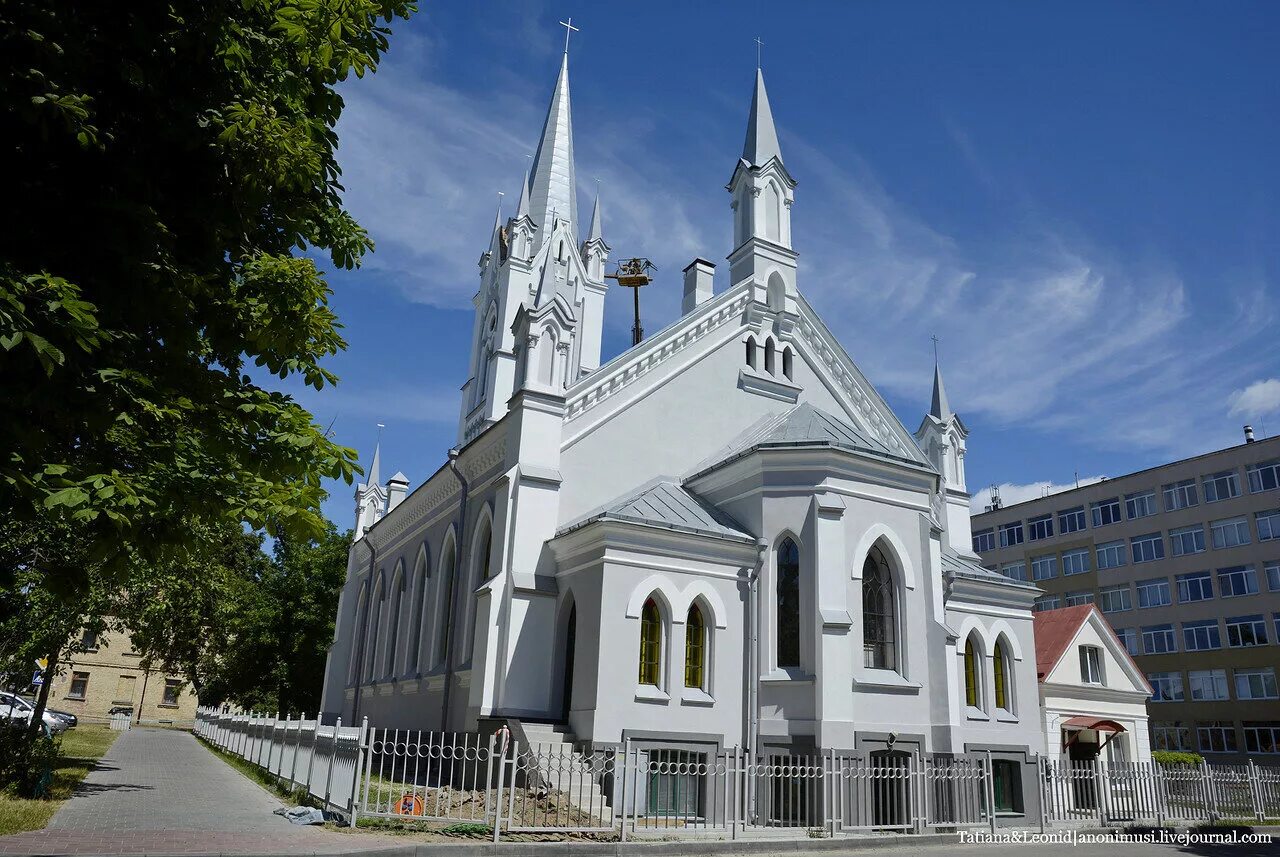 Лютеранские храмы германии. Храм кирха. Лютеранская кирха преображения господня в зеленогорске. Храм кирха. Кирха св.