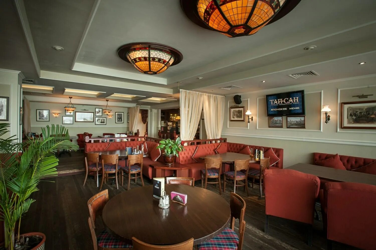 Полли ресторан владимир. Ресторан гавань строгино. Ресторан темпл бар в москве. Ресторан берег москва строгино. Рестораны строгино.