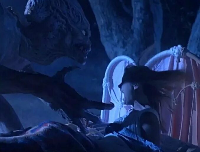 Тыквоголовый 2. Тыквоголовый 2: кровавые крылья (1993). адская месть 2 кровавые крылья.