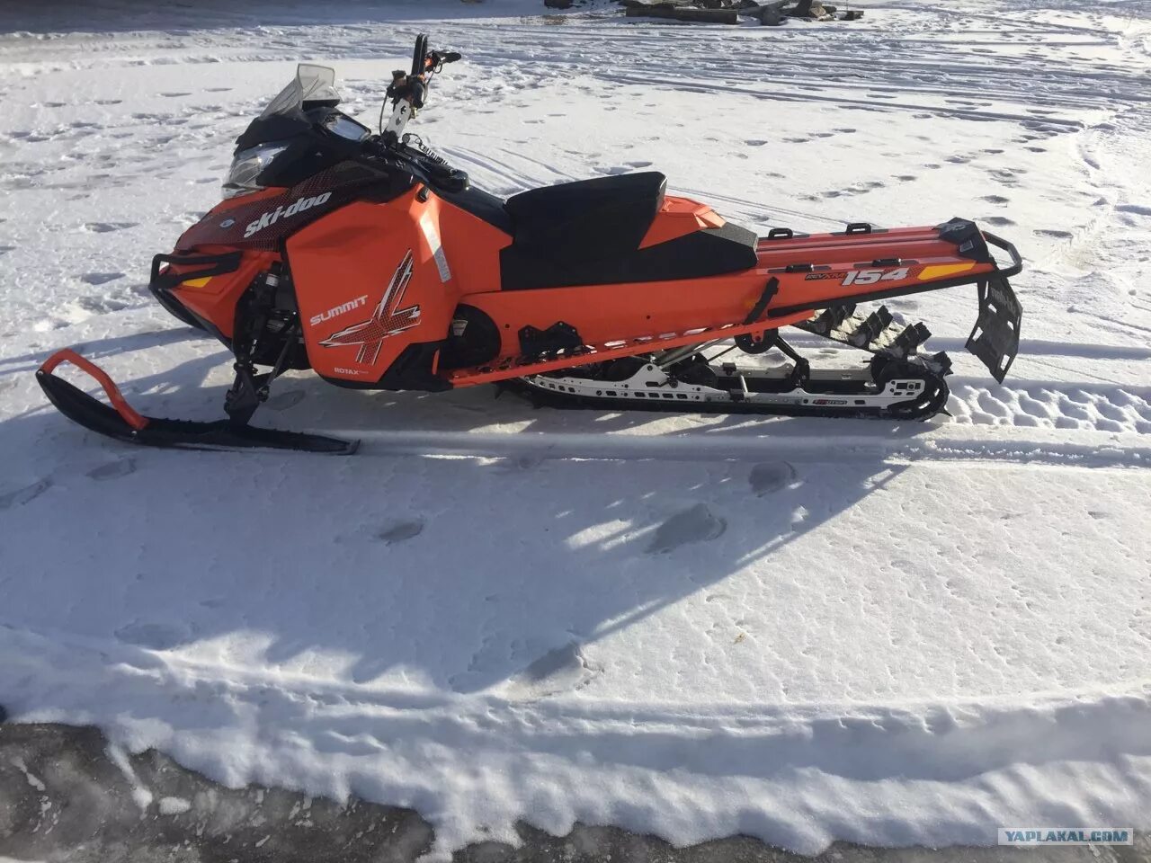 Снегоход цена б у. BRP Summit 154. BRP 154 снегоход. BRP горник снегоход. БРП 850 снегоход горник.