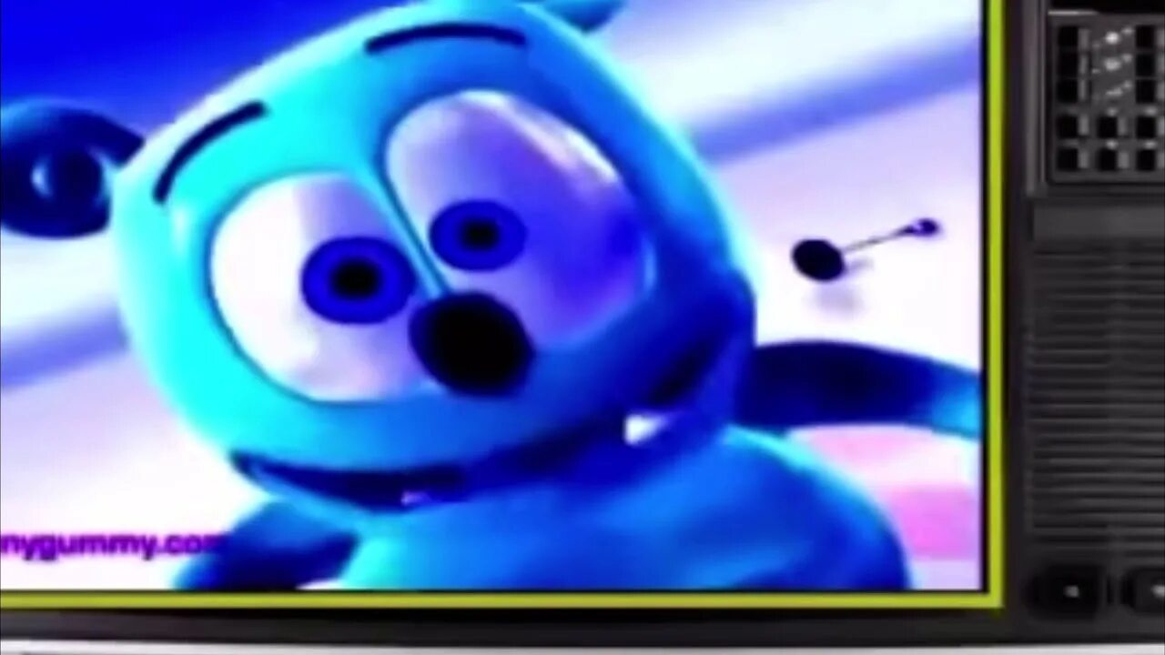 Gummy bear fast. Гамми беар. gummy bear slow. gummy bear song fast slow. ytp gummy bear song fast.