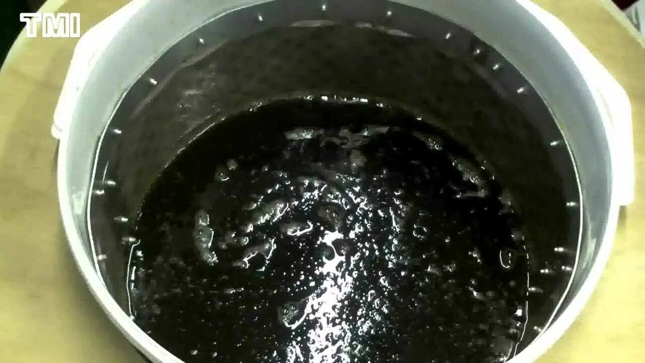 Нужно отработанное масло. Отработанное моторное масло. отработанное машинное масло. фильтр для очистки отработанного моторного масла. центрифуга для очистки отработанного масла.