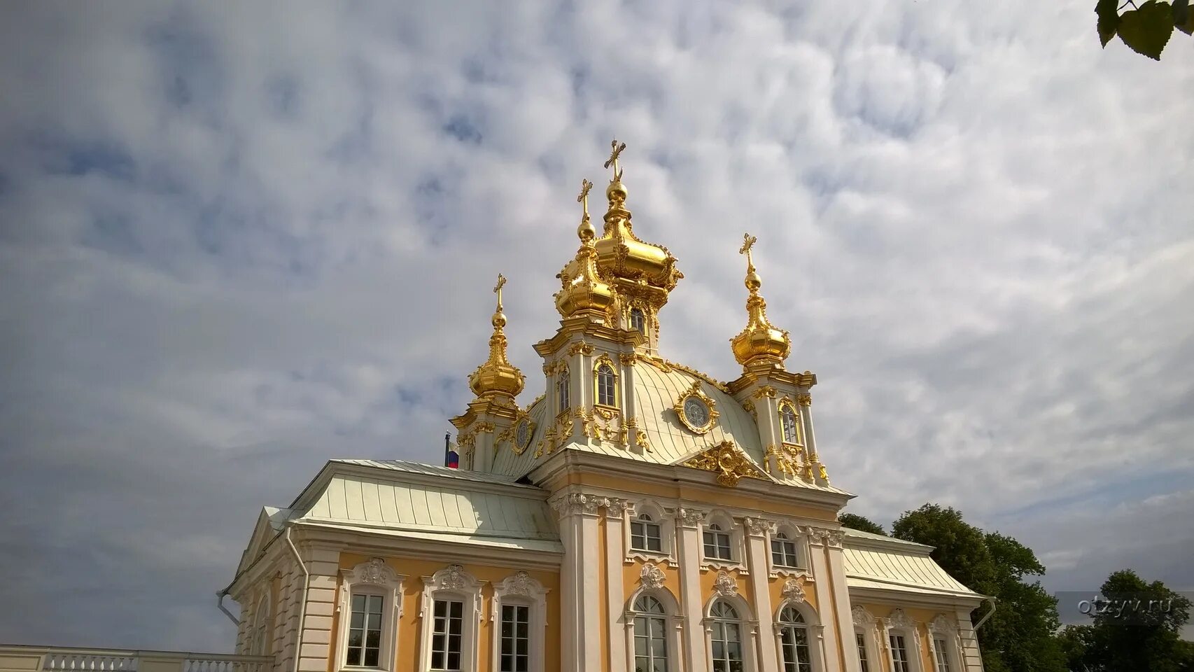 Площадь петергофа. Вакансии ломоносов петергоф. Романа куликова 15 ломоносовский суд. Ломоносов ленинградская область магазины садовые. Вакансии ломоносов петергоф.