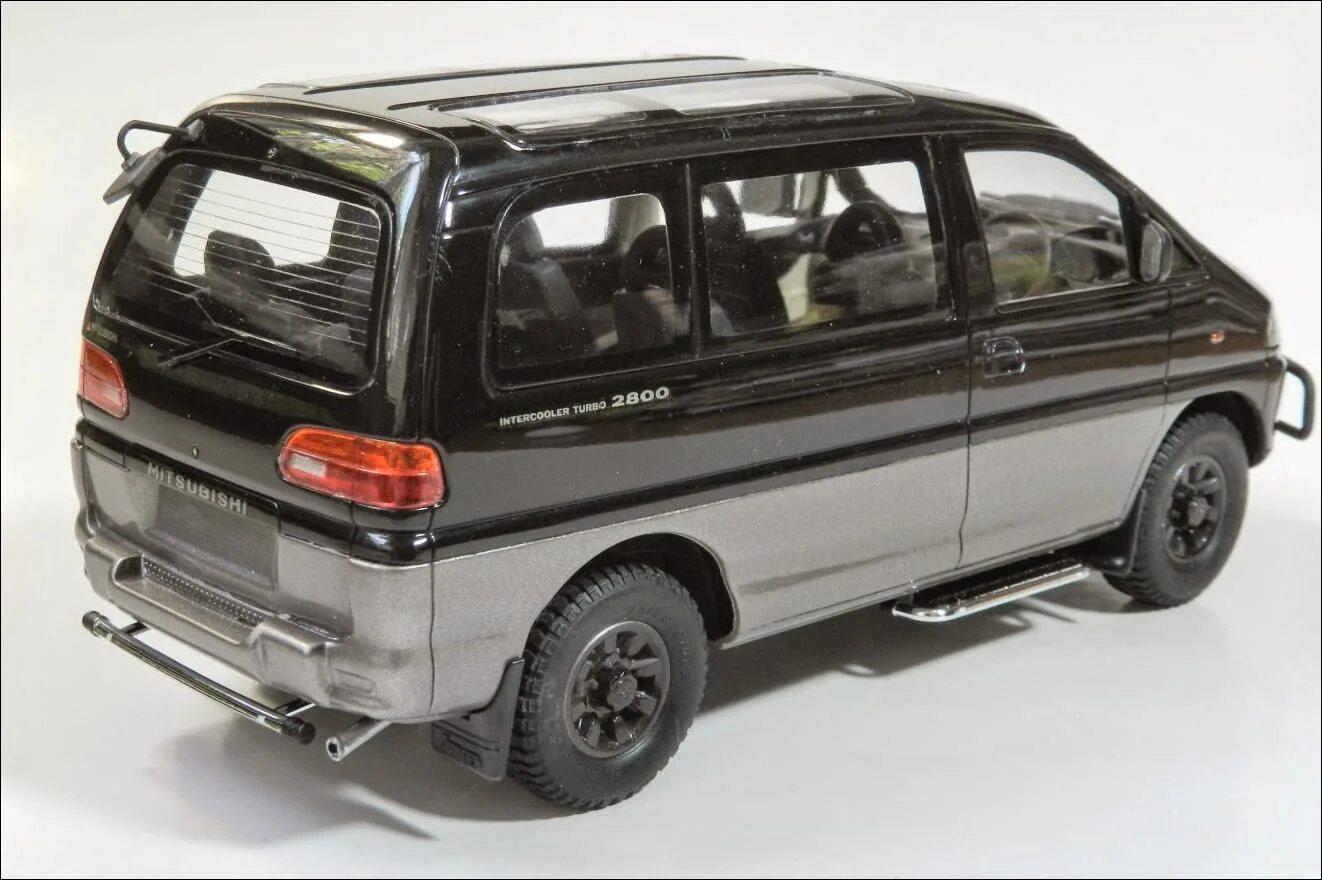 Mitsubishi Space Gear n94w. Delica 1:24. Делика 1. Aoshima 1/24 Mitsubishi pe8w Delica Space Gear '96. Delica 2024