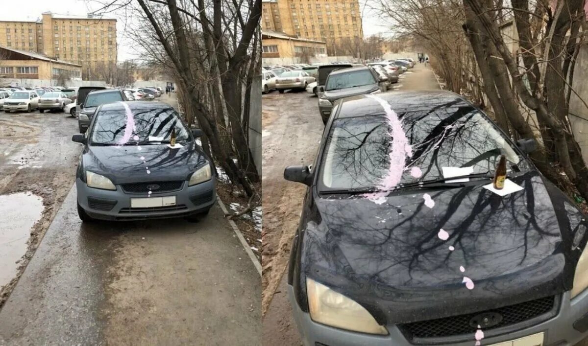 Парковочное место во дворе. Чужие машины во дворе. Траты на машину. Место для машины во дворе. Переполненная парковка во дворе.