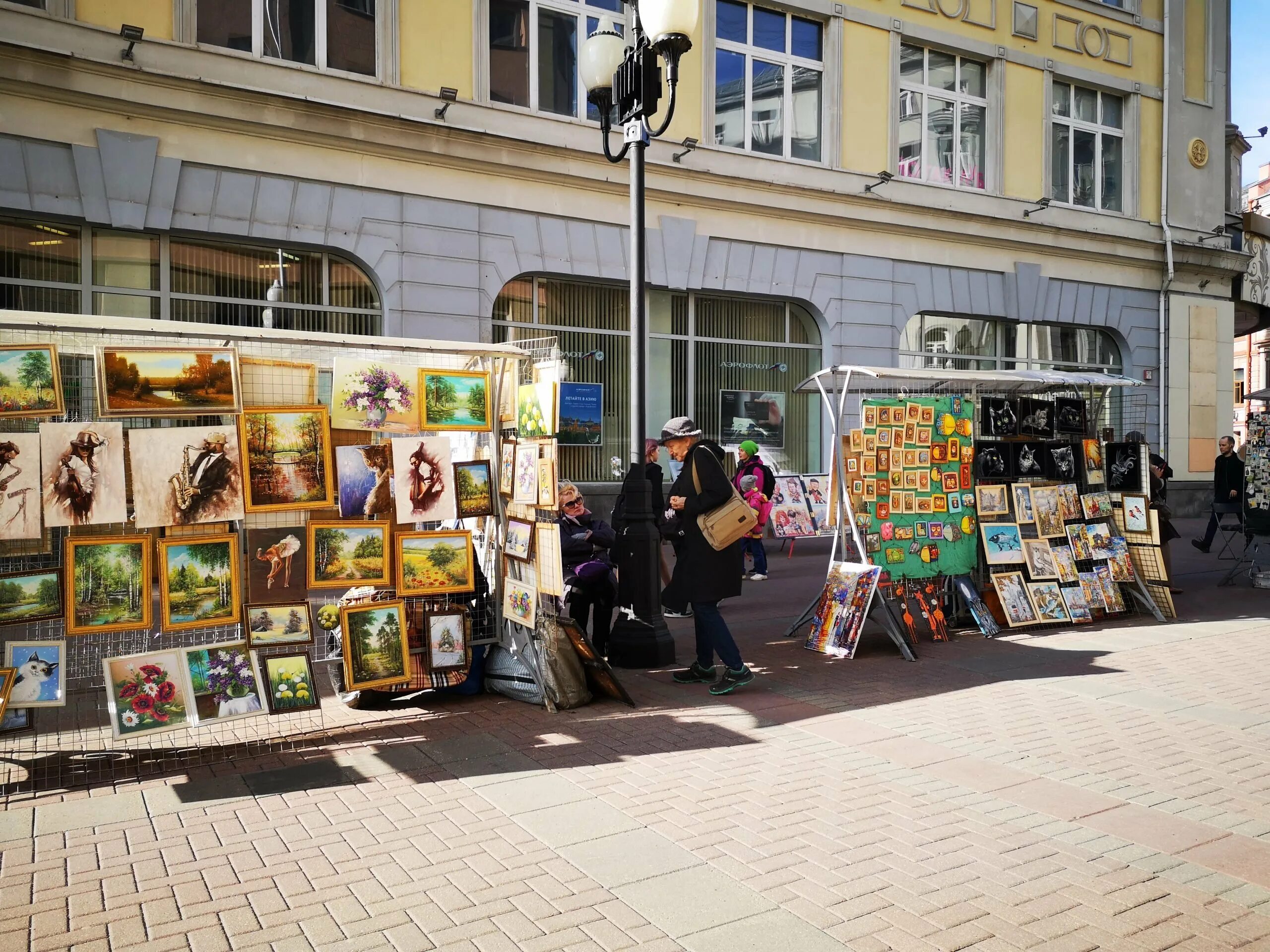 Улица Арбат (старый Арбат). Старый Арбат пешеходная улица. Старый Арбат 2024. Малый Арбат Москва. Арбатская воронеж