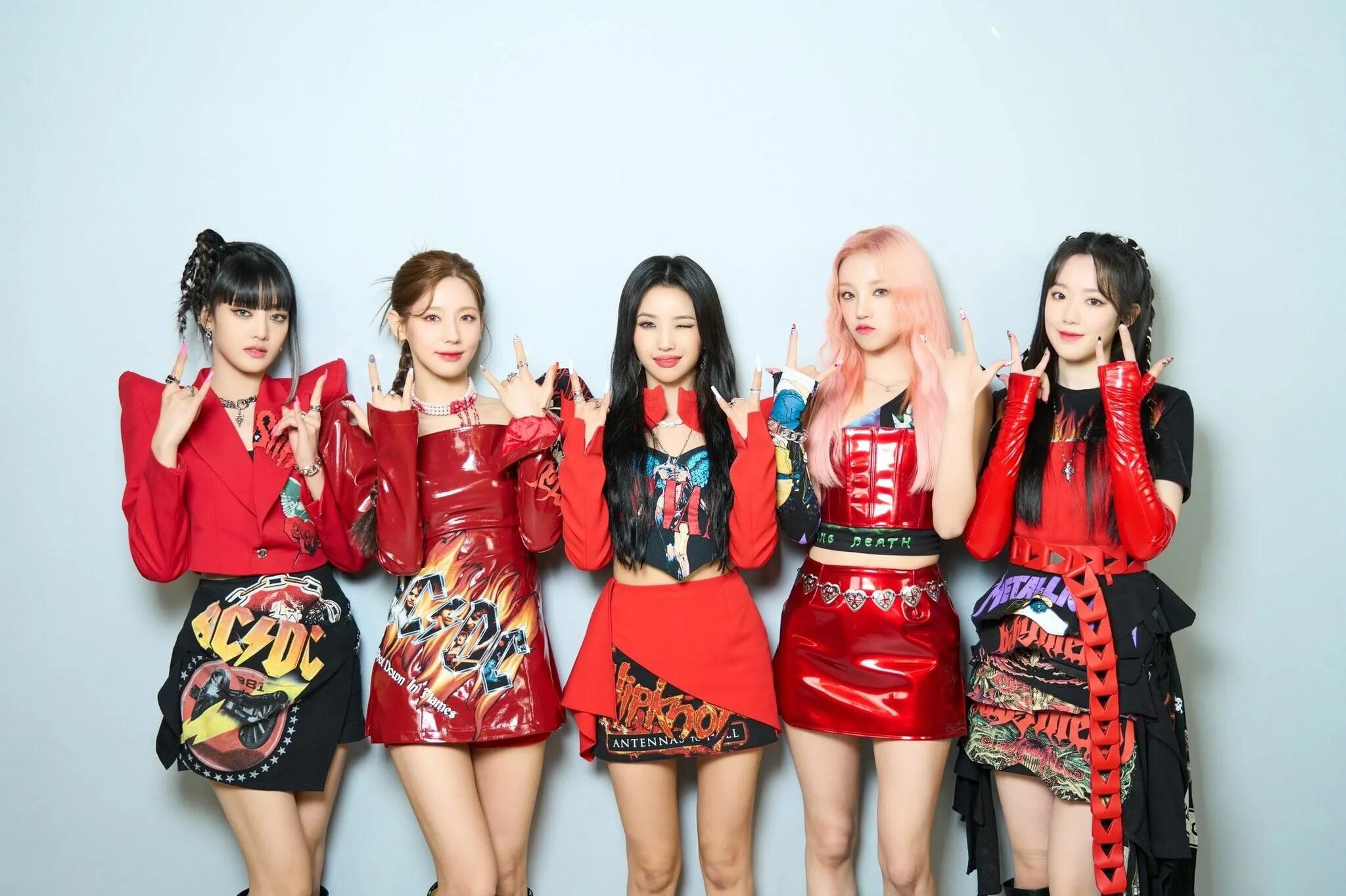 Gidle never stop me. Группа джи айдол участницы. gidle kpop участницы. корейская группа айдол джи. кпоп группа gidle.