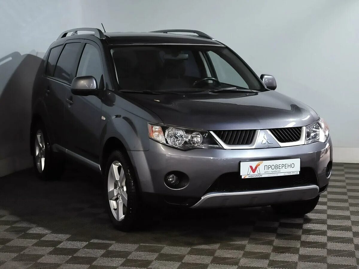 Аутлендер 2008 2.4 купить. Аутлендер 2008. Мицубиси Аутлендер 2008 2л. Mitsubishi Outlander 2008. Митсубиси Аутлендер 2008г.