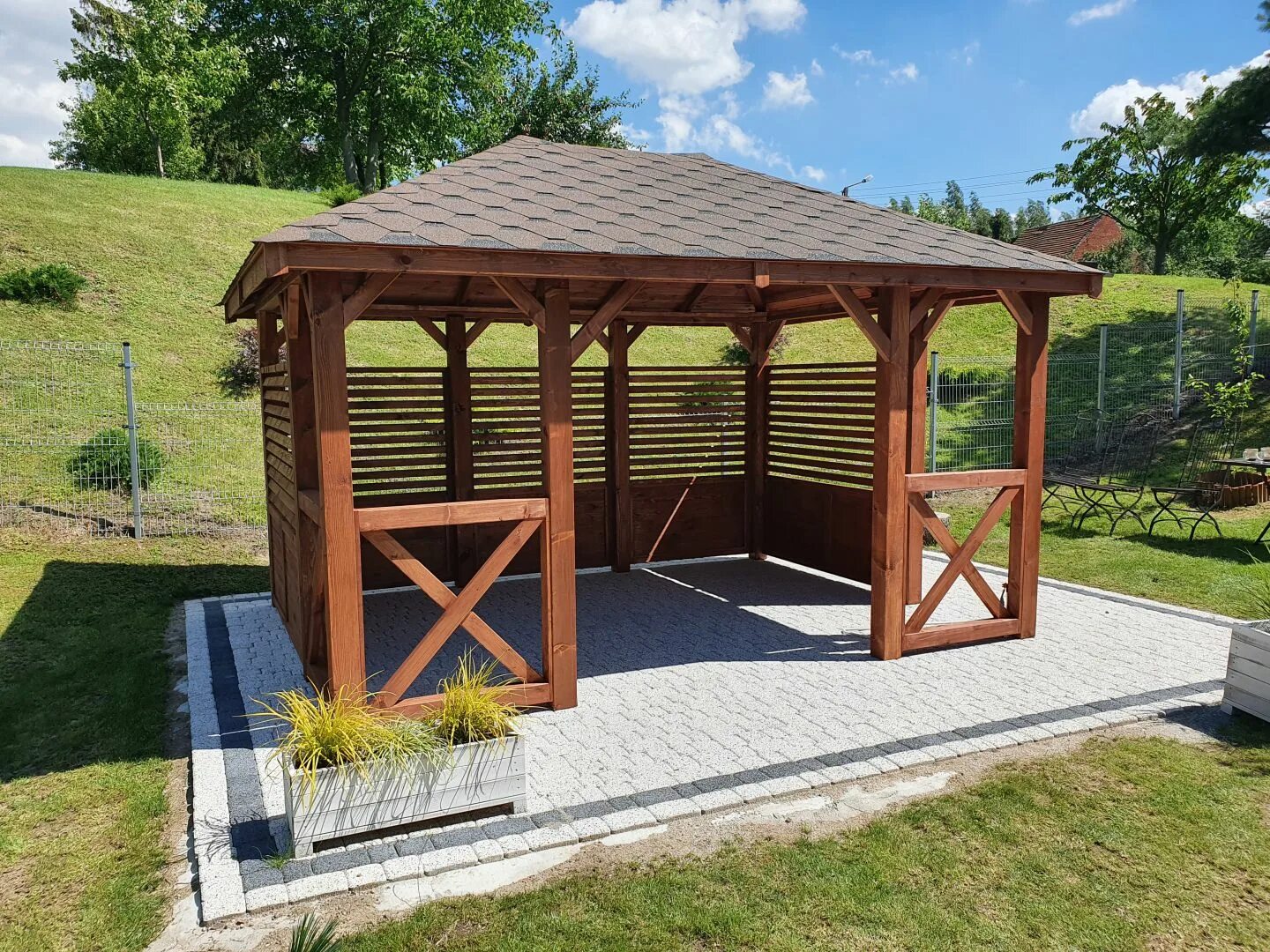 Беседка для дачи деревянная 4х4. Беседка 3 на 3. Беседка 3*4 Poma Gazebo. Беседка 3х5 кирпичная. Беседка брусовая Gazebos.