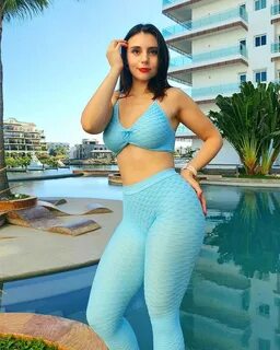 Emilia Vizcarra - Height, Weight, Bio, Wiki, Age, TikTok, Instagram - Fashionwom