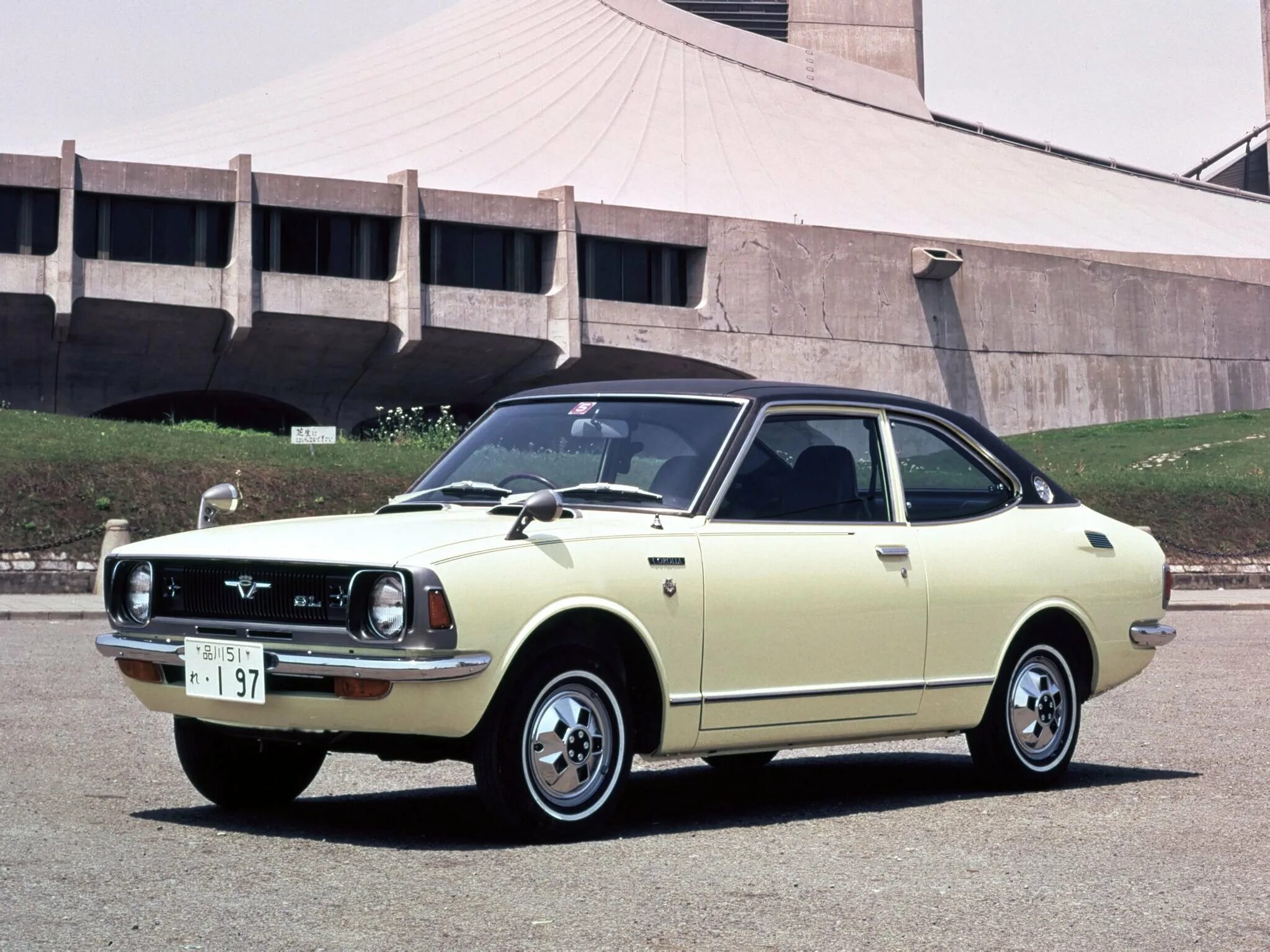 Toyota Corolla 1970. Toyota Corolla 1965. Toyota Corolla e20. Тойота Королла 1970-1990. Тойота старые модели