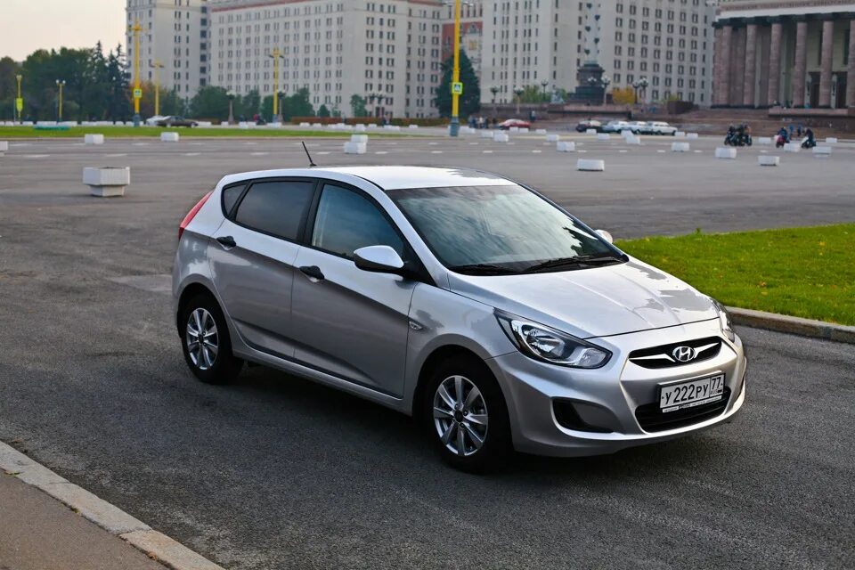 Купить киа солярис. Hyundai Solaris 2013. Kia Solaris хэтчбек. Solaris хэтчбек 2016. Kia Solaris 2007.