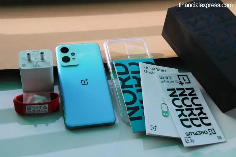 One plus nord lite. Комплект телефона oneplus nord 2. oneplus nord ce 2 lite черный. nord 2 oneplus коровы. oneplus ace.