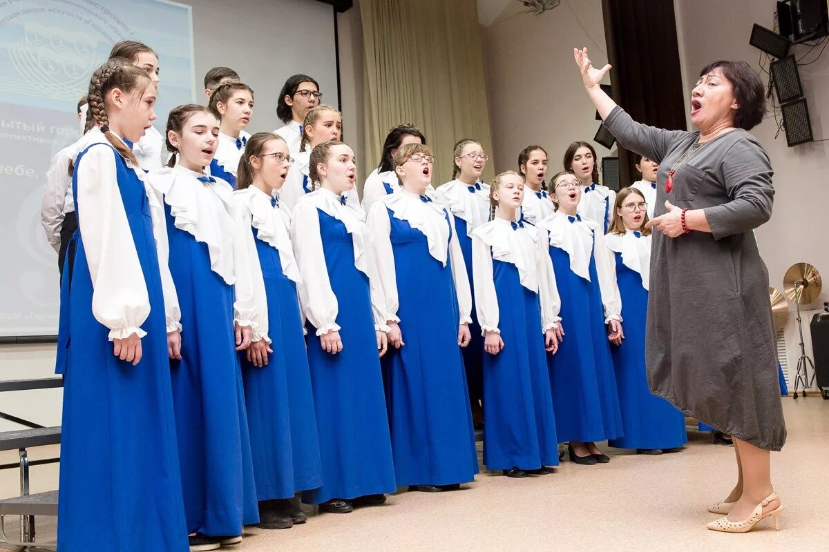 Вокально хоровая деятельность. Хор Гармония Тюмень. ДШИ Гармония Тюмень. Костюмы для хоровых коллективов детских.