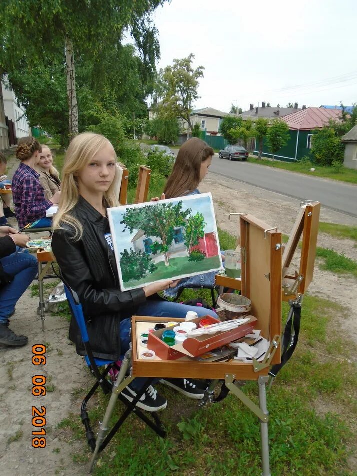 Пленэр в художественной школе. Художественная школа саутова пленэр. пленэр в художке. пленер на территории художественной школы.