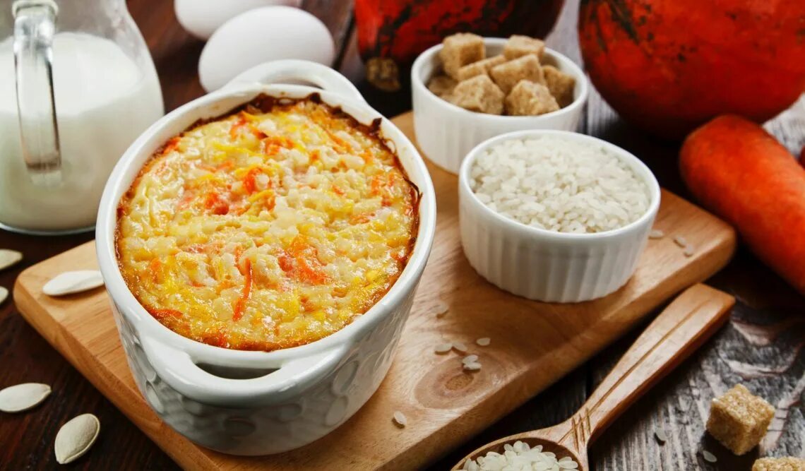 тыквенно картофельная запеканка. Zmeura in casserole. рисовая запеканка с тыквой. тыквенная запеканка с рисом. запеканка с тыквой.