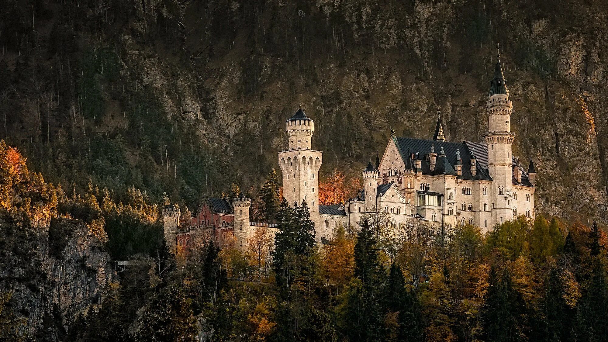 Замок на рабочий стол. Замок Нойшванштайн Бавария Германия. Замок Нойшванштайн Германия 1920 1080. Фалькенштайн (замок, Бавария). Замок Людвига 2 Нойшванштайн.