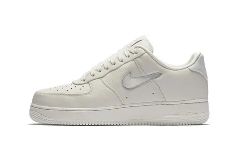 Nike air retro low
