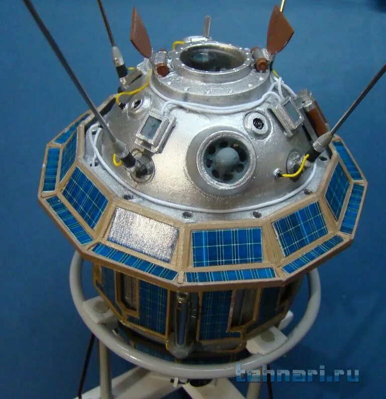 Луна 3 амбассадор. Луна 3. Макет лунной станции. Луна-3м. Луна-9 автоматическая межпланетная станция макет.