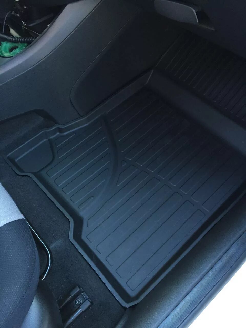 Комплект полиуретановых ковров салона с бортом Lada Vesta - 99999218073182 - в и