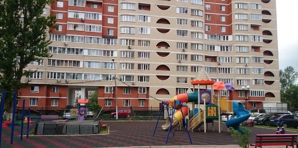 Кокошкино ул дзержинского 4. Кокошкино дзержинского 6. Дзержинка 6 кокошкино. Москва п кокошкино ул дзержинского. Поселок кокошкино.