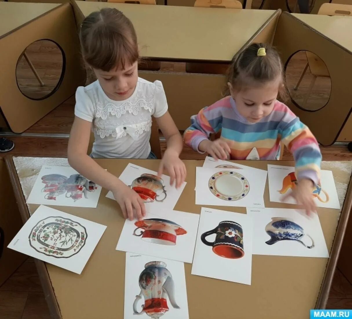 Художники средняя группа. Творческая студия на тему посуда. тема посуда в детском саду творческая студия. проектная деятельность путешествие в мир посуды старшая группа. фото с детьми в 2 младшей группе по теме посуда.