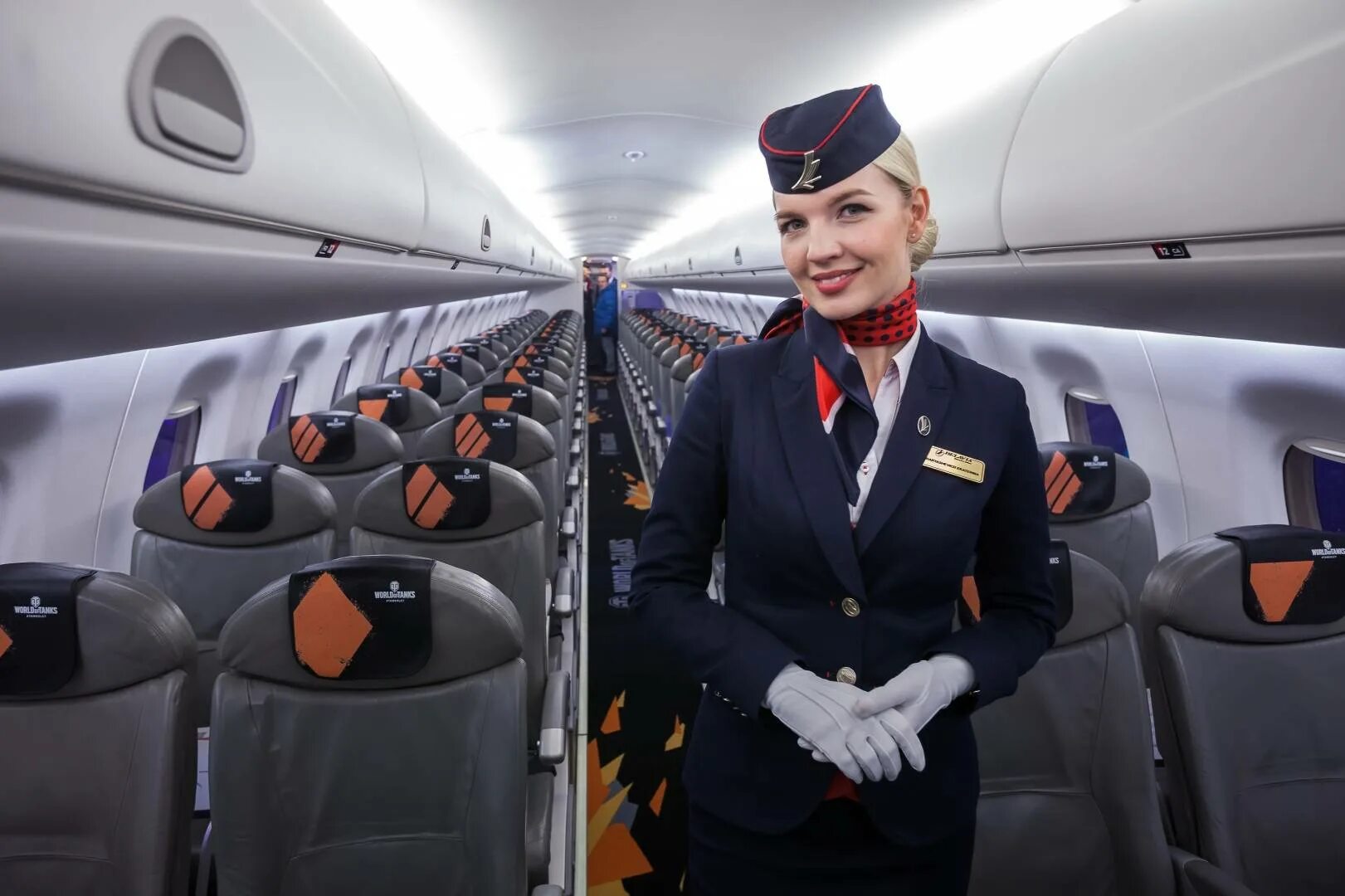 Белавиа бортпроводник даша. Гражданская авиация беларуси. Белорусская авиакомпания «белавиа». Белавиа бортпроводник. Бортпроводницы белавиа.