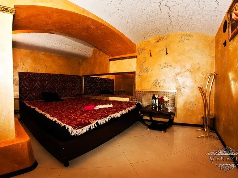 Aurora spa краснодар. Спортивный клуб чемпион. Краснодар улица циолковского 9. Спортивный клуб чемпион. Российская 294.