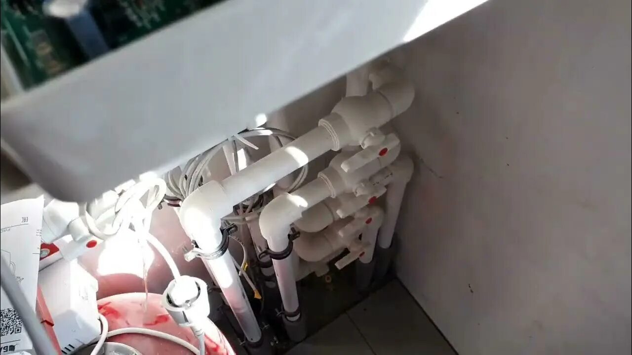 Газовая колонка беретта неисправности и методы. Baxi main 24 fi газовый клапан. Схема двухконтурного газового котла. Газовый котел rinnai rb-106 gmf/107 emf вид сбоку. Газовый котел immergas eolo star 24 4 e.