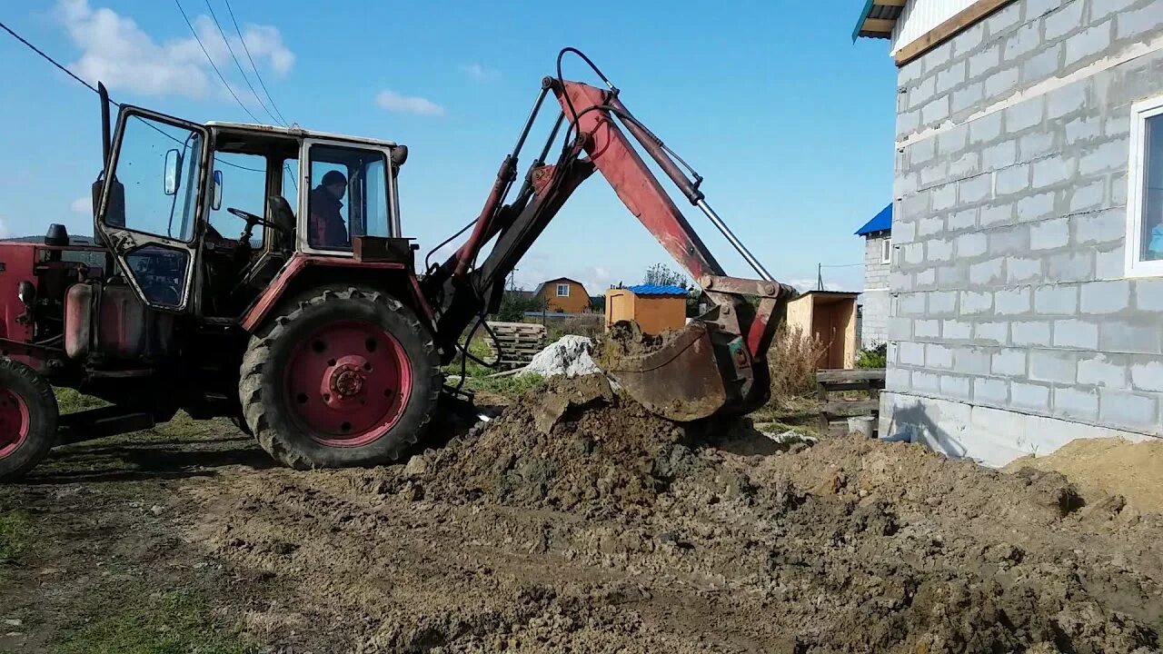 Куплю экскаватор мтз б у. Трактор ЮМЗ 6 экскаватор. Трактор ЮМЗ ЭО 2621. Экскаватор ЭО-2621 ЮМЗ-6. Экскаватор ЮМЗ копает.