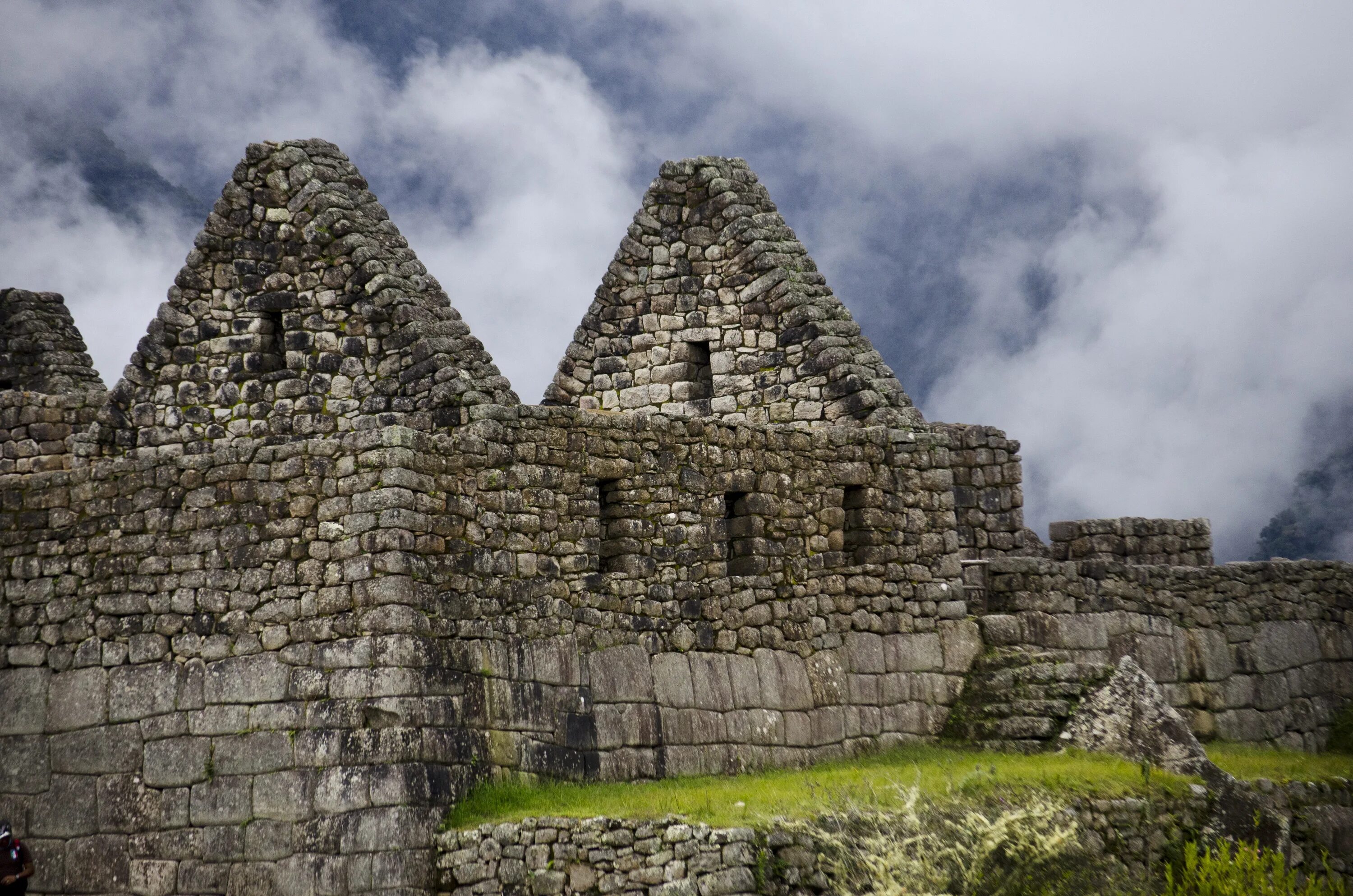 Архитектура инков Мачу Пикчу. Пирамиды в Перу Мачу Пикчу. Инки архитектура Мачу Пикчу. Пирамида Майя Мачу Пикчу.