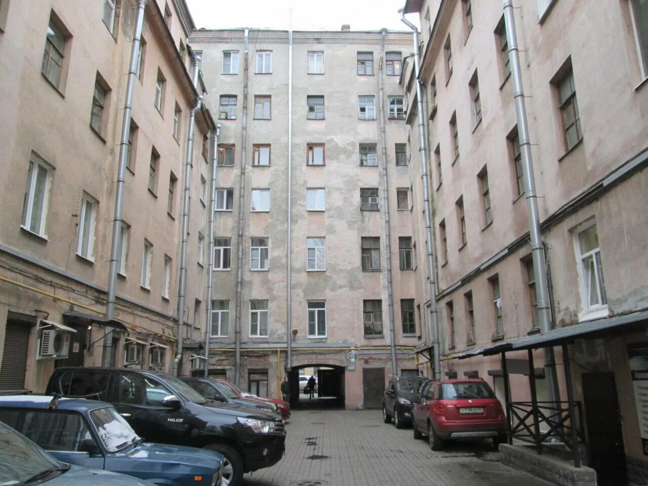 Апраксин переулок санкт-петербург. Апраксин 5 санкт петербург. Апраксин переулок 5. Апраксин 5 санкт петербург. Апраксин переулок 5 санкт-петербург.