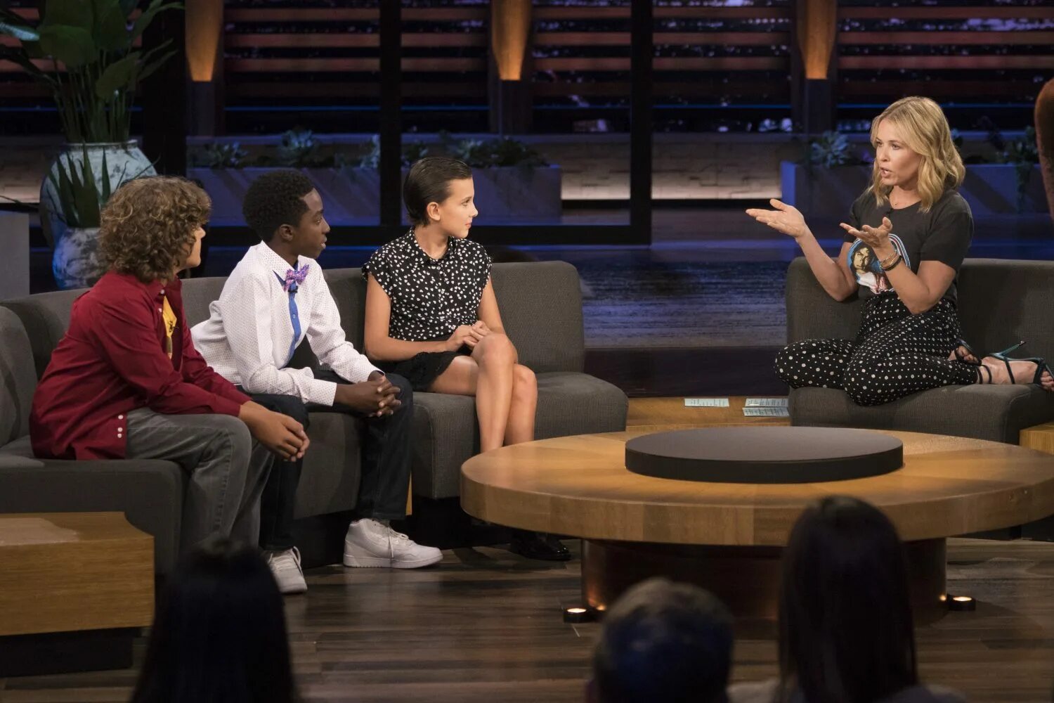 Вечернее шоу джимми киммела. Talking show. Talking show. Ток шоу в америке. Ведущий джимми фэллон.