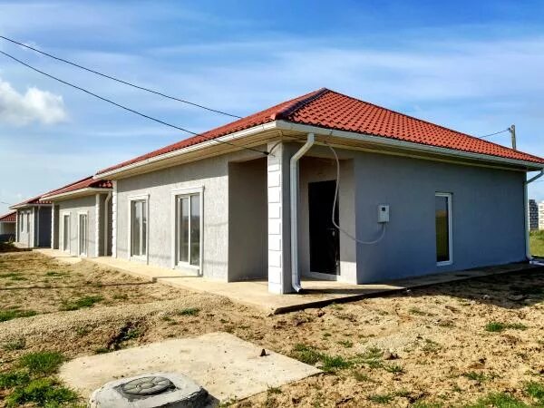 Тамань недорогое жилье. Дом на тамани. одноэтажный дом тамань. бригадный дом тамань.