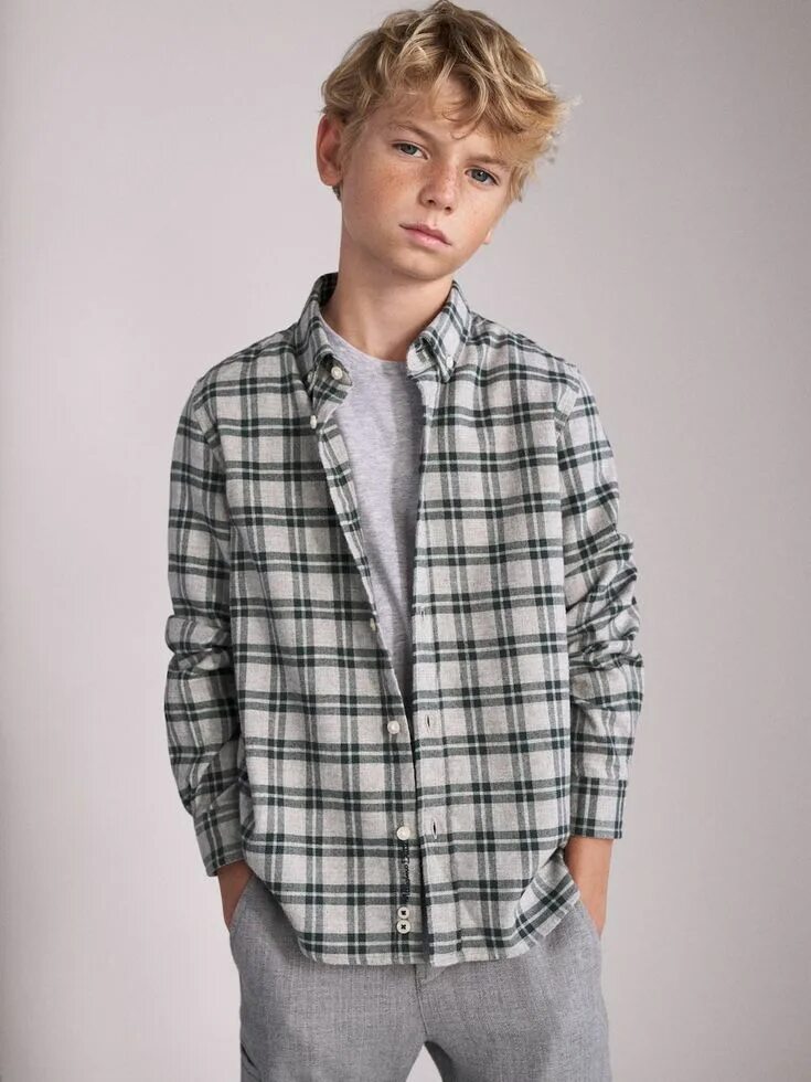 Lookbook sugarkids мальчики. Massimo dutti 2018 мальчики. Мальчики фотомодели 29. Sugar kids мальчики. Юра тинейджер мальчик.