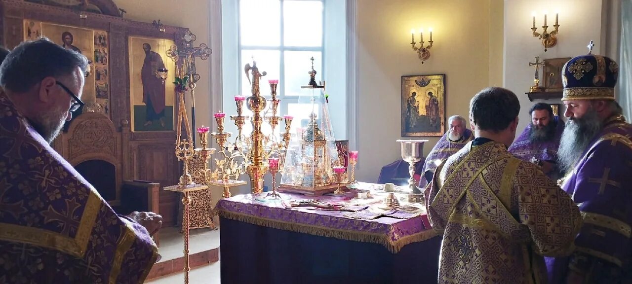 Литургия воздвижения креста. Патриарх иерусалимский воздвижение креста в иерусалиме. место обретения креста господня. мероприятие в иерусалиме. отдание праздника воздвижения креста господня в 2025 году поздравления.