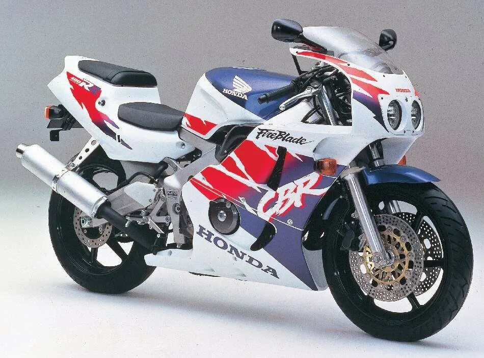Honda cbr400rr nc29. Honda cbr-400 2016. Мотоцикл хонда r400. Honda cbr 400 2013. Сбр 400 р.