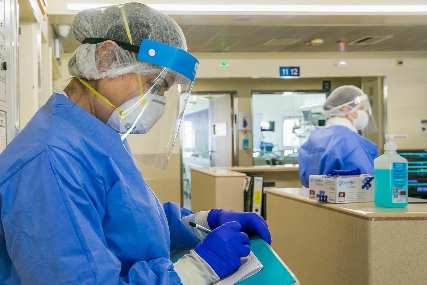 Врач воз. Эмблема воз. Врач воз. Врач воз. Врач воз.